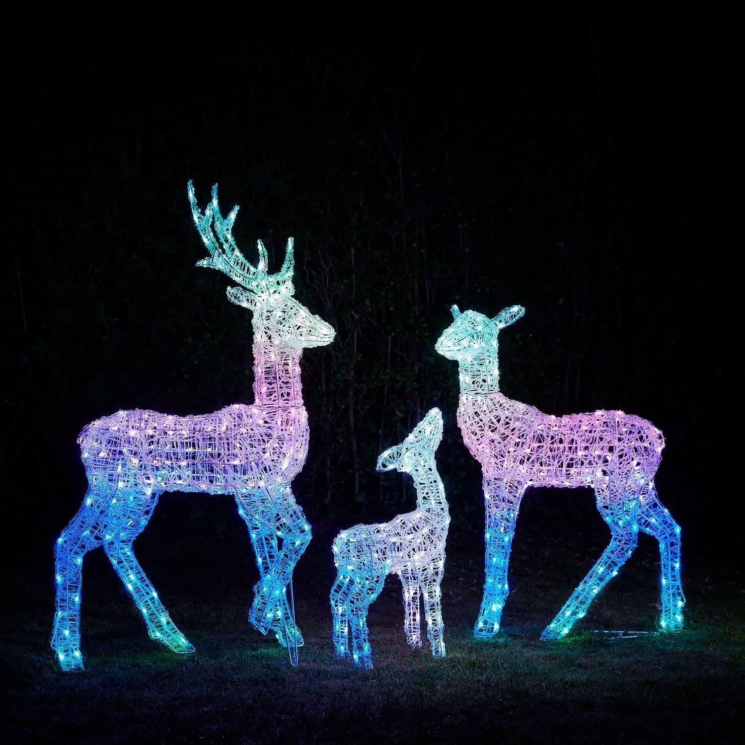 Conjunto de Renas Iluminadas com LED RGB Inteligente e Controle via Wi-Fi