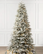 Árvore de Natal Nevada Frosted Fraser com Galhos Articulados, Suporte Metálico e Micro LEDs Embutidos